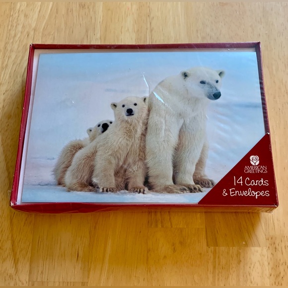 ⭐️BOGO//14-pack Polar Bear Christmas Cards - Picture 2 of 9